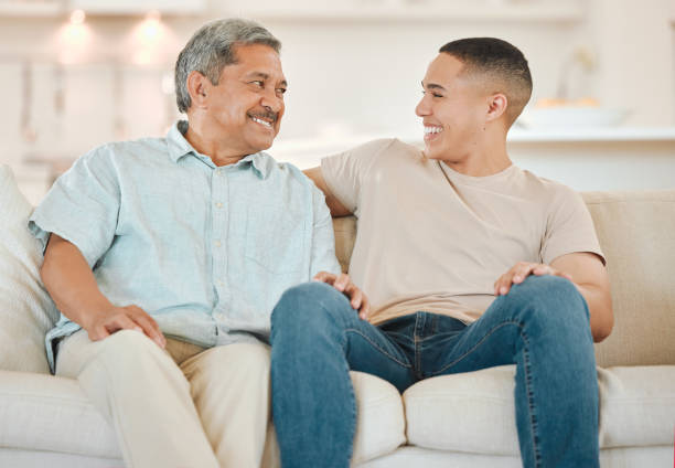 A young person laughing with an old person as a representation of a unique free way to make money without investment